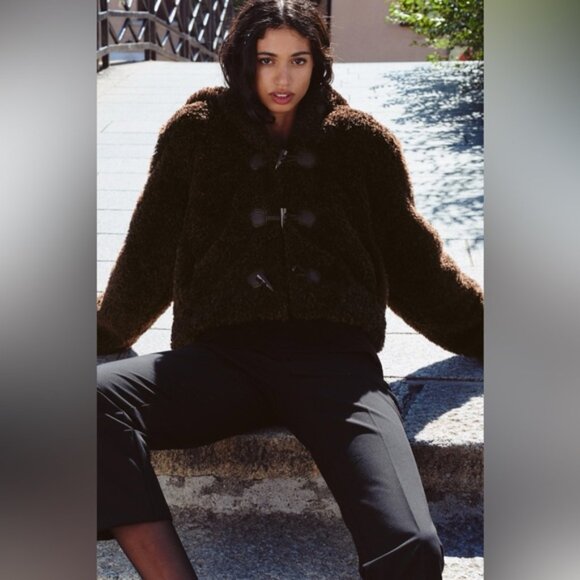 ZARA BRAND NEW FAUX FUR SHEARLING TOGGLE TEDDY JACKET Size S - Picture 1 of 13